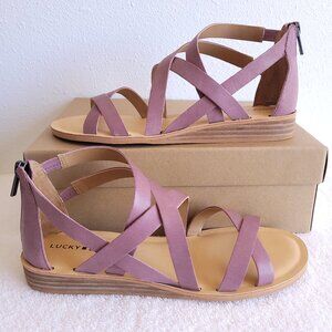 New Lucky Brand Women's "Helenka" leather sandal in amazing Mauve color